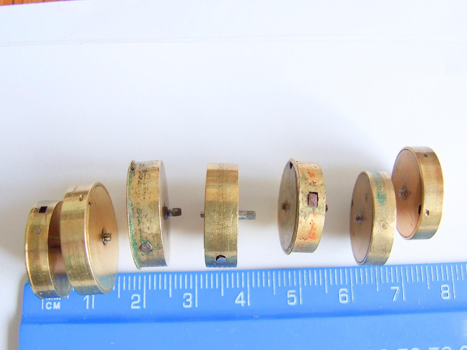 Antique English pocket watch barrels with good springs. Parts