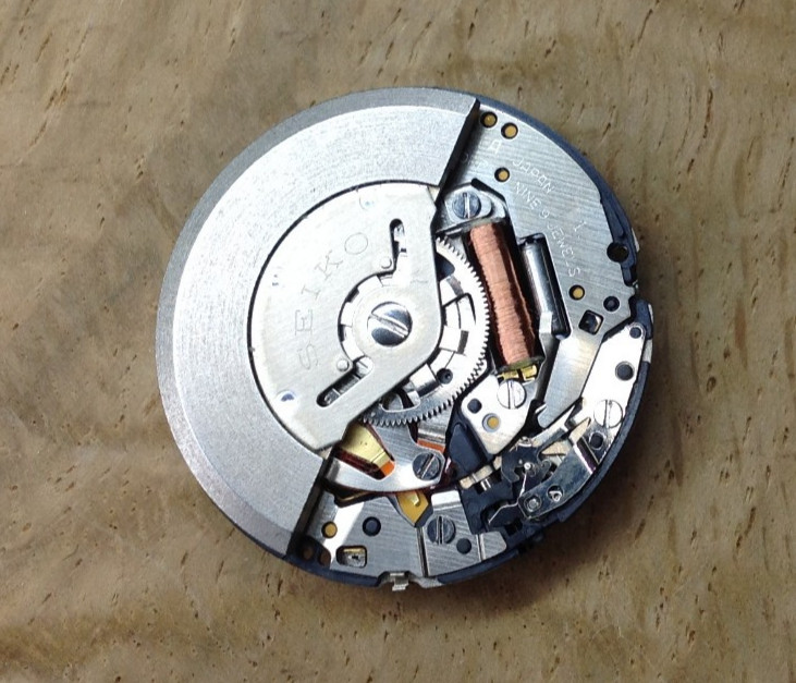 Seiko 4M21A KINETIC Watch Movement – Untested – Restoration / Repair