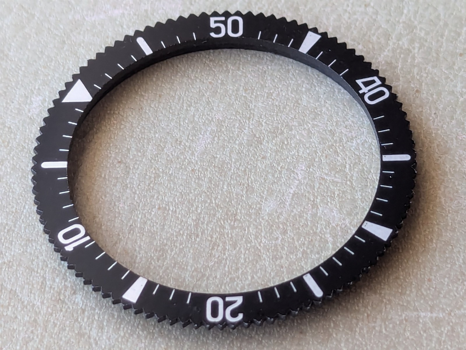 Vintage 1970’s Bulova Caravelle ‘B174’ Diver Countdown BEZEL FOR 7085 CASES ONLY