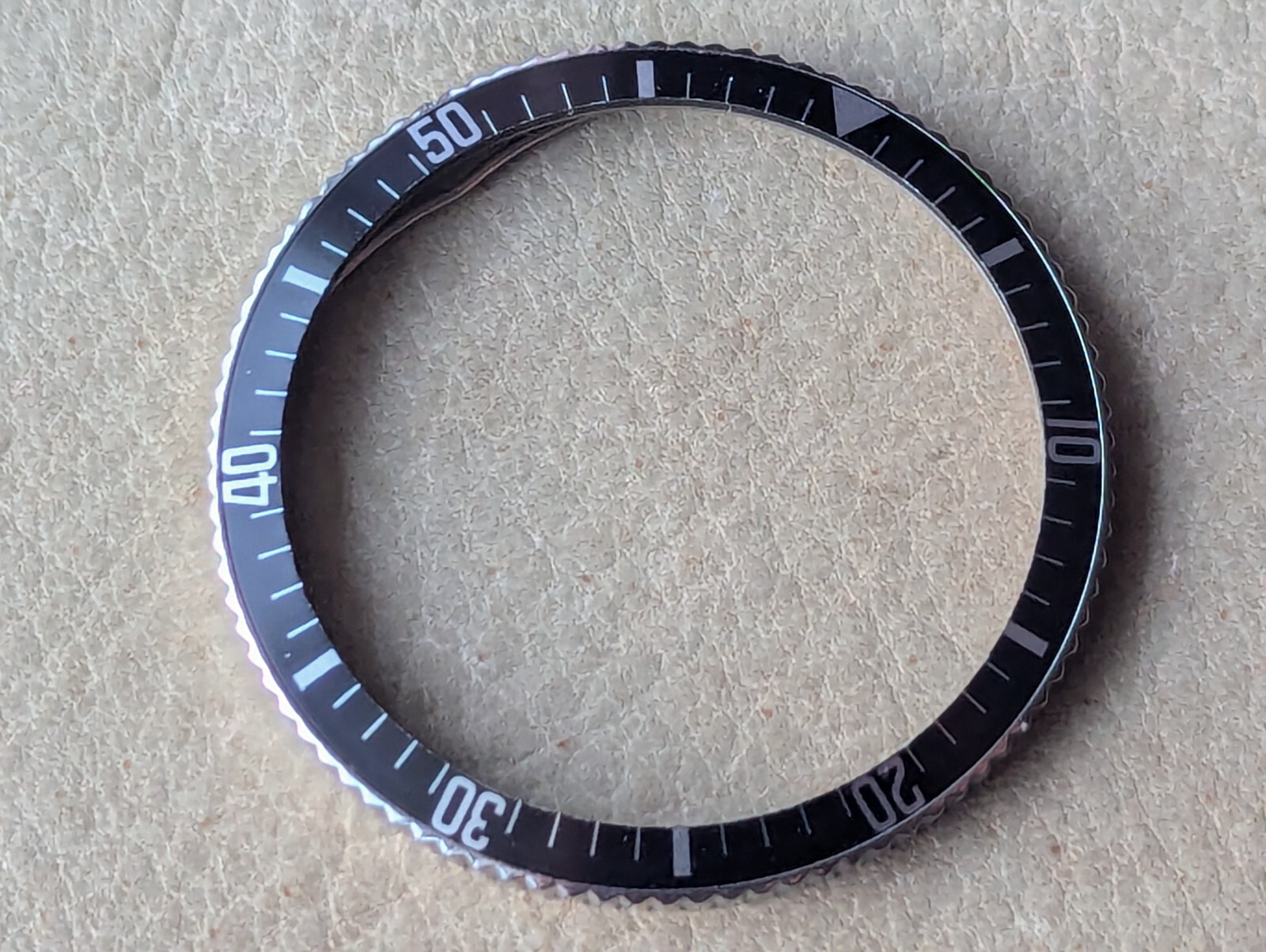 Vintage 1960’s Caravelle Sea Hunter Diver SS Bezel/Black Insert/Tension Spring
