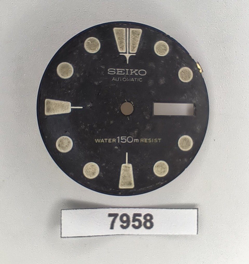 USED VINTAGE SEIKO DIAL NON BEVELED WINDOW 6309 7040 DIVE WATCH BVT07958
