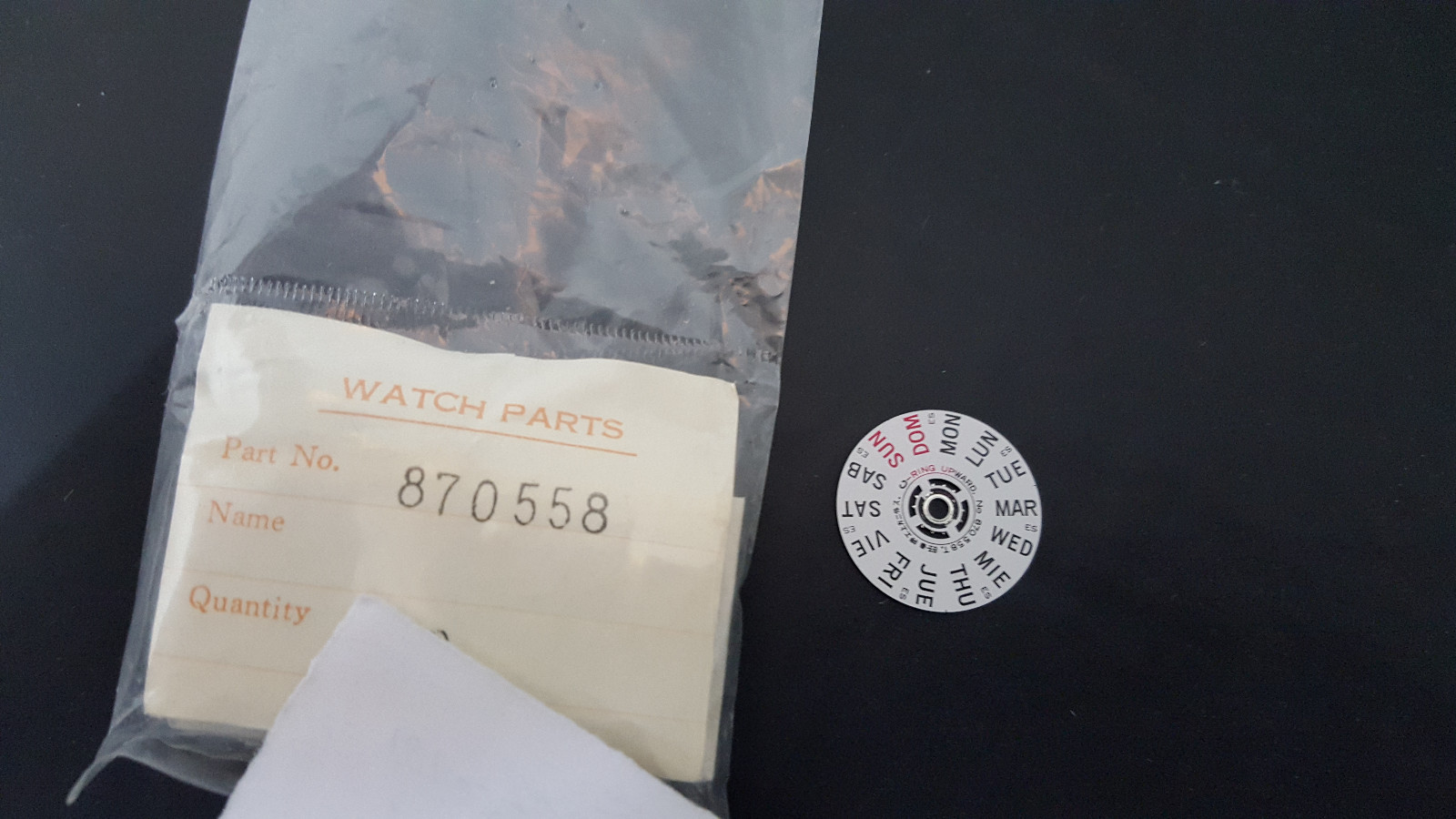 SEIKO 6306 6309 7548 6106 CROWN 4 O’CLOCK 870558 GENUINE DAY DIAL DISK / WHEEL