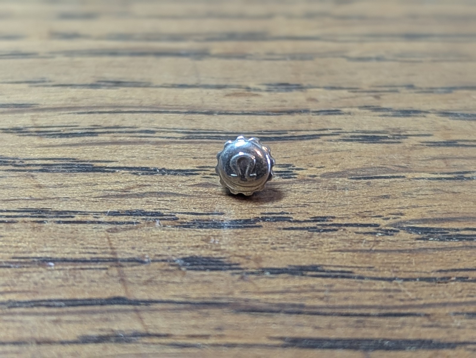 Omega Scalloped Watch Crown, Split Stem, 4.9mm X 2.5mm, Tap 1.3mm #P969