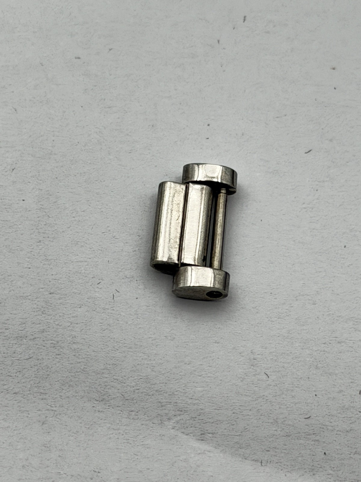 omega 14mm link jersey vintage