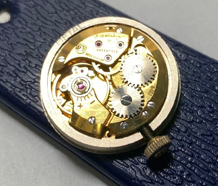 1960s Matthey-Tissot 17J Ldss 8L Wind Up Mov’t Dial Hands 3.9mm Sgnd Crown RUNS