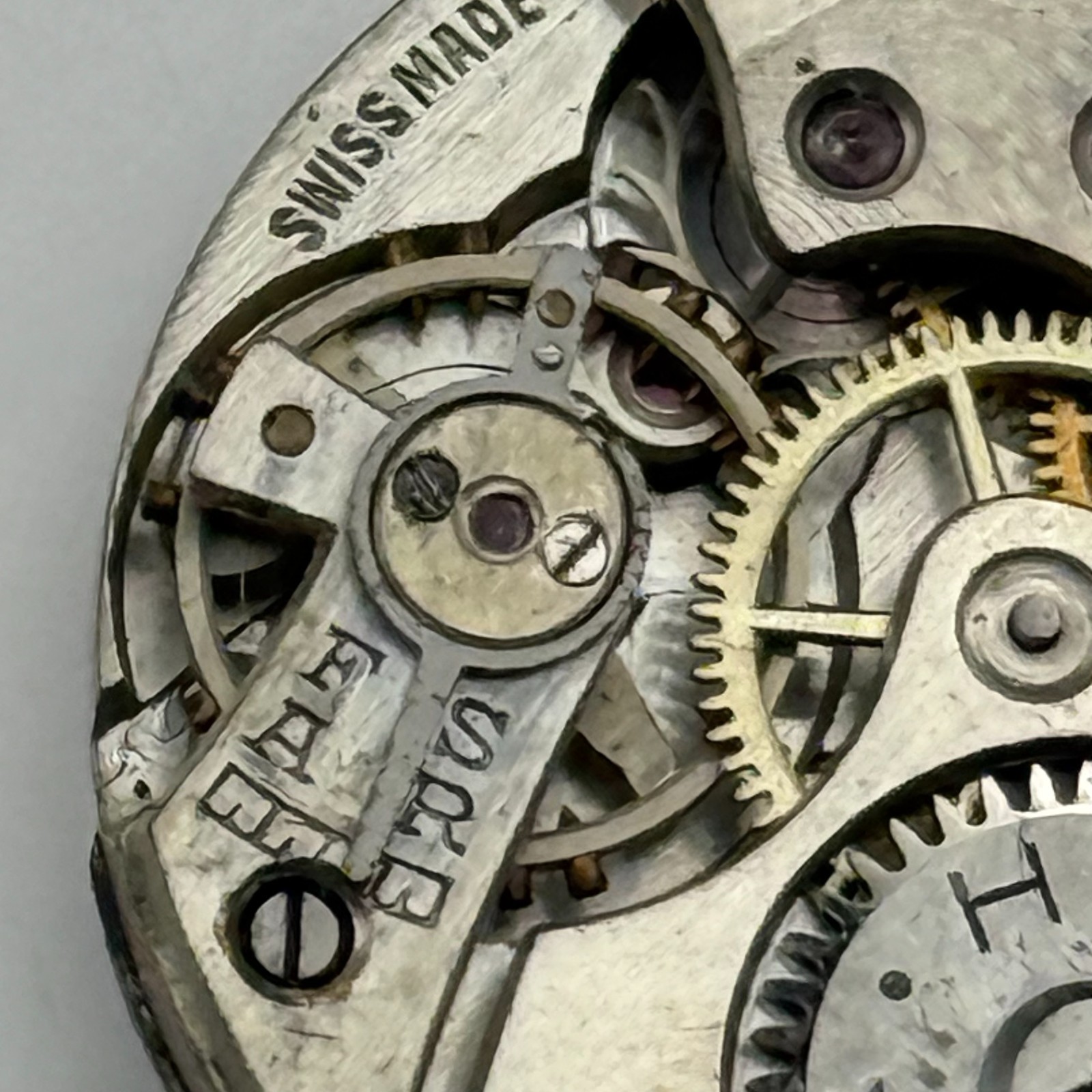 Herald Watch Movement Buser 15 Jewels 2 ADJ Swiss Vintage Parts Repair 23.2mm