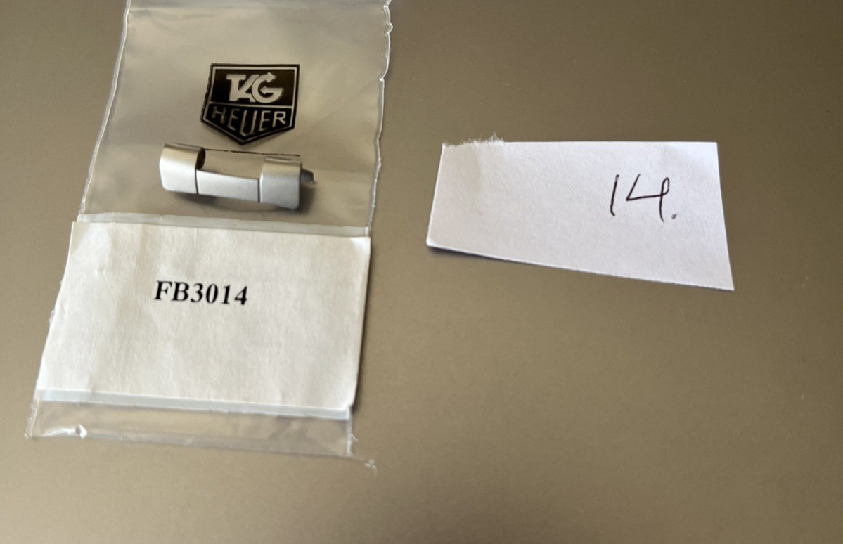TAG Heuer Watch Bracelet END PIECE Link 18 mm FB3014 301/31 Matte Silver GENUINE