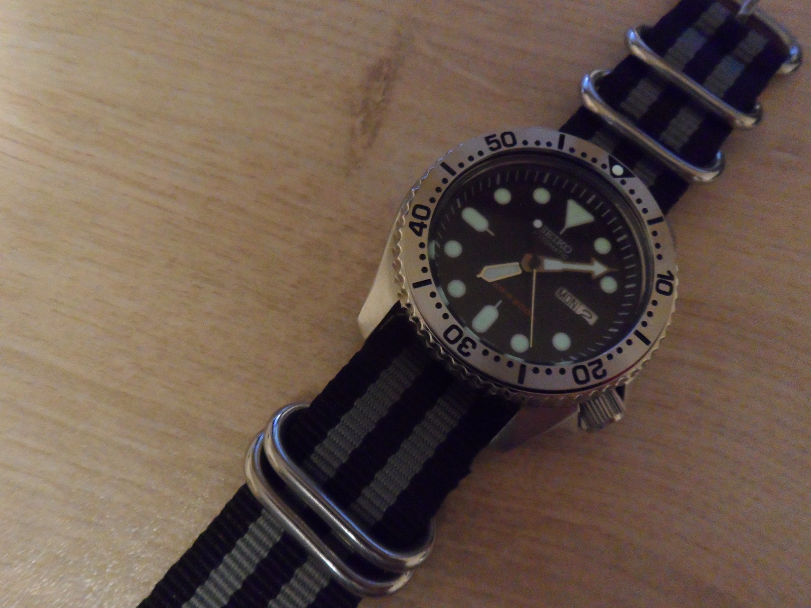 Flat Steel Bezel Instert for Seiko SKX SRPD Stainless Steel insert+Adhesive Ring
