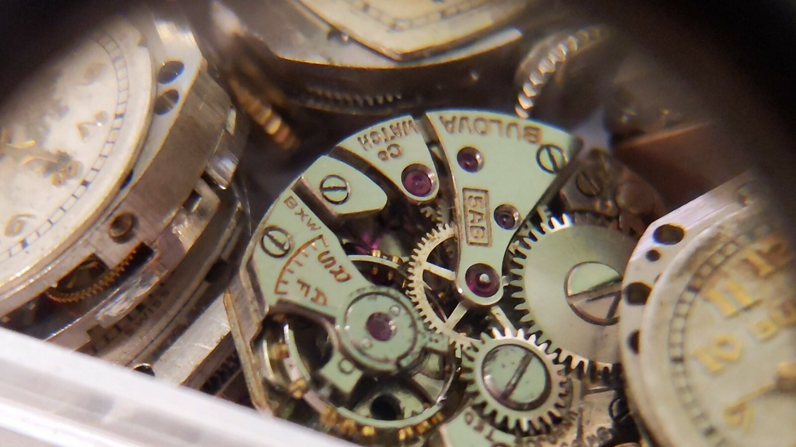 Bulova 5 AB movement for parts, dial, hands, crown. for parts