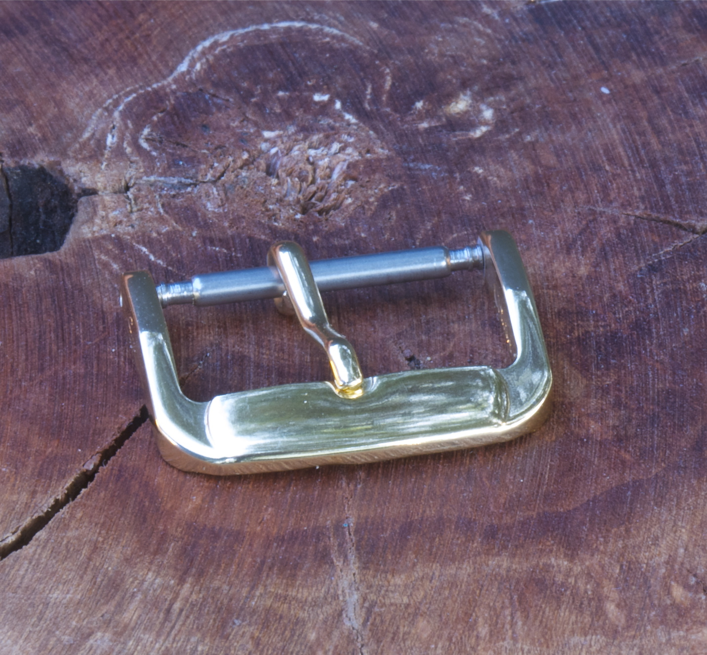 Gold-plated Art Deco detail 16mm opening watch buckle for vintage dress watch