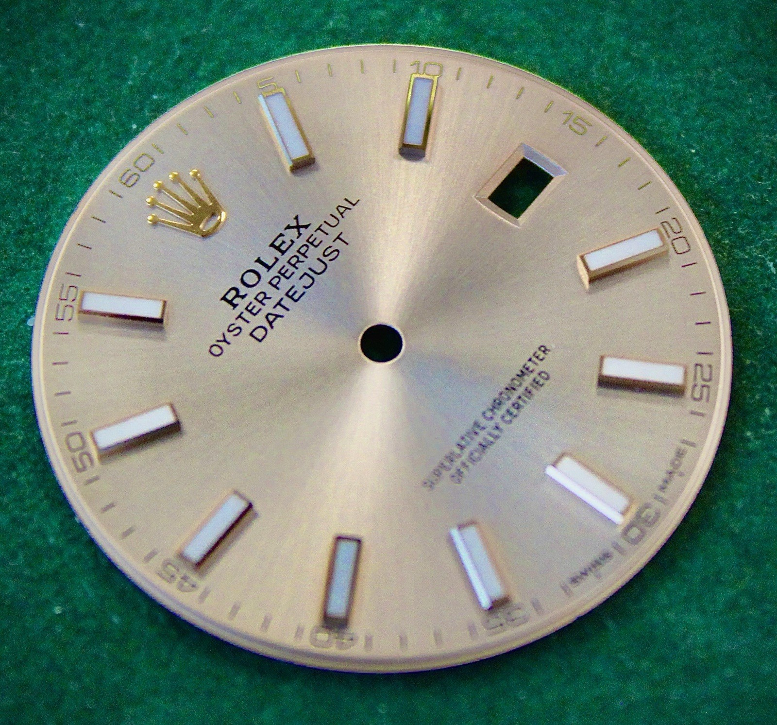 Original Rolex DateJust 40mm Pink Index Dial 126331,