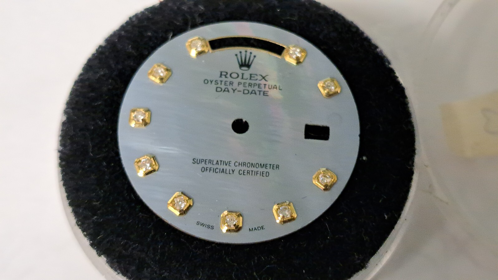 Genuine Vintage Rolex DIAL BLUE MOTHER OF PEARL GOLD Diamonds DAY DATE 28.5mm di