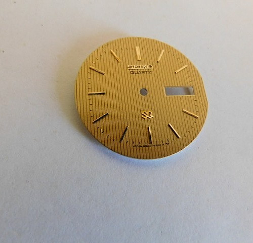 GENUINE SEIKO 6923 A GOLD DIAL & AND DJIAL HOLDER. USED