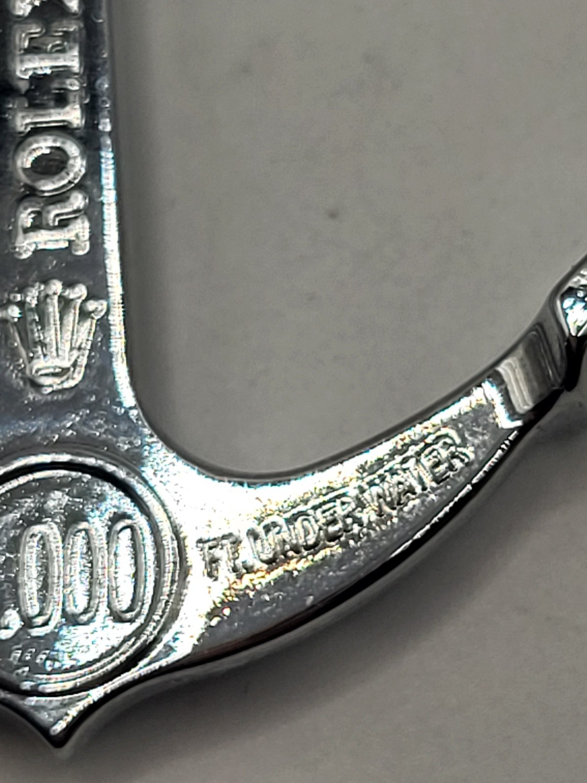 ROLEX Oyster Submariner Anchor Chain Necklace 300 Metres 1000 Ft