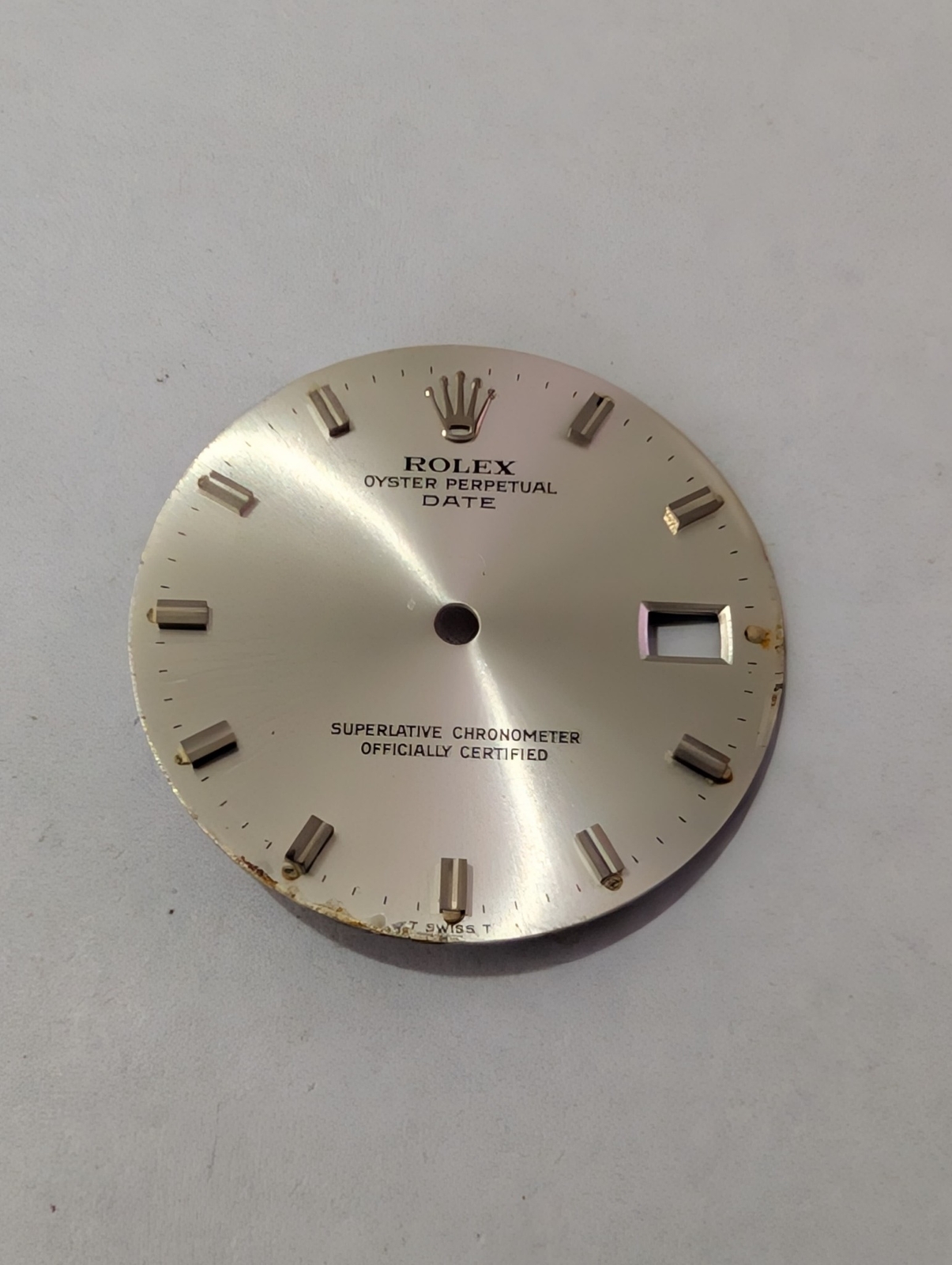 ROLEX OYSTER PERPETUAL DATE 34MM NON-QUICK DIAL – FAIR CONDITION 1500/1501