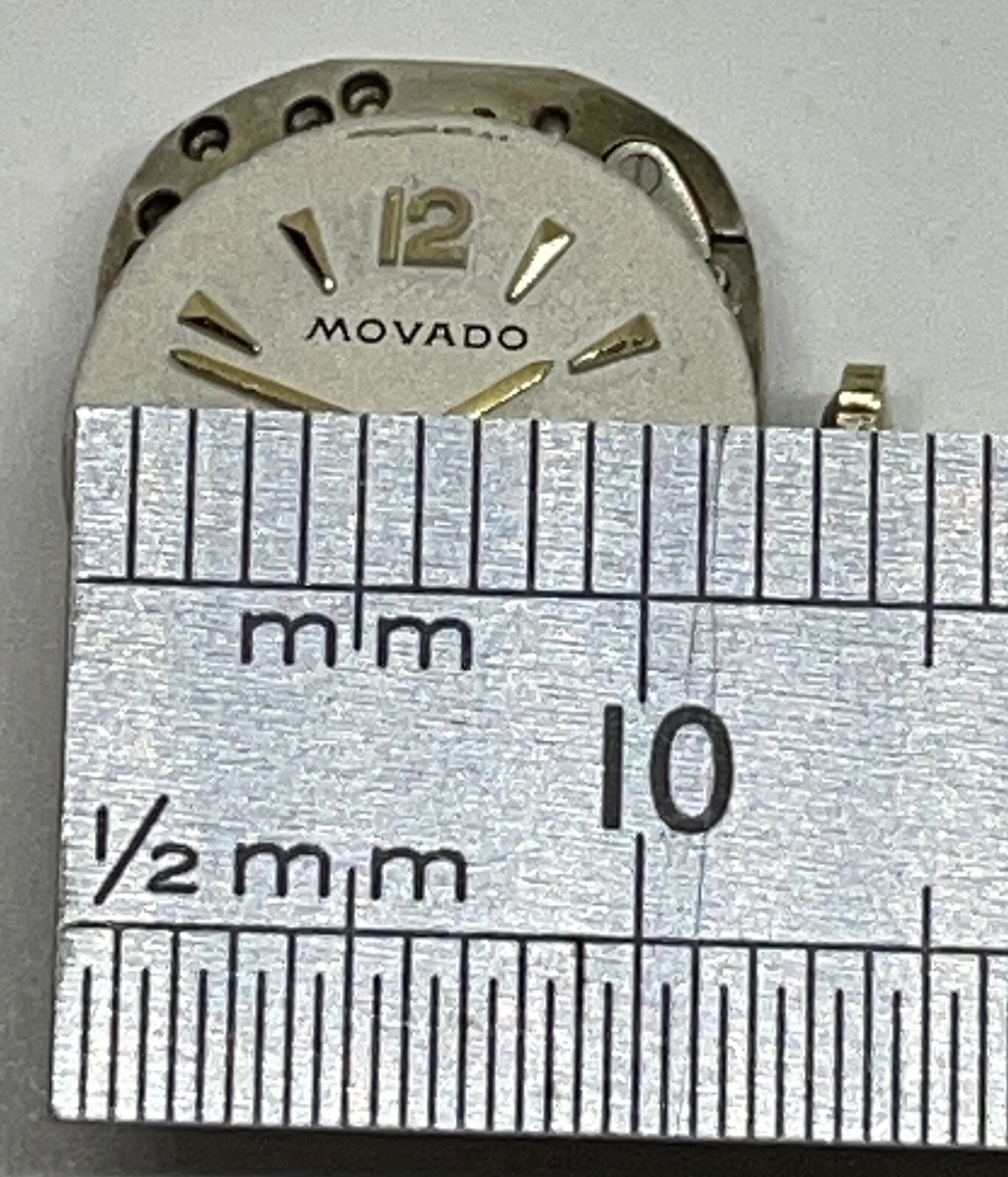 MOVADO MOVEMENT /Tiffany Dial / 17 Jewels Swiss 2 Positions Runs