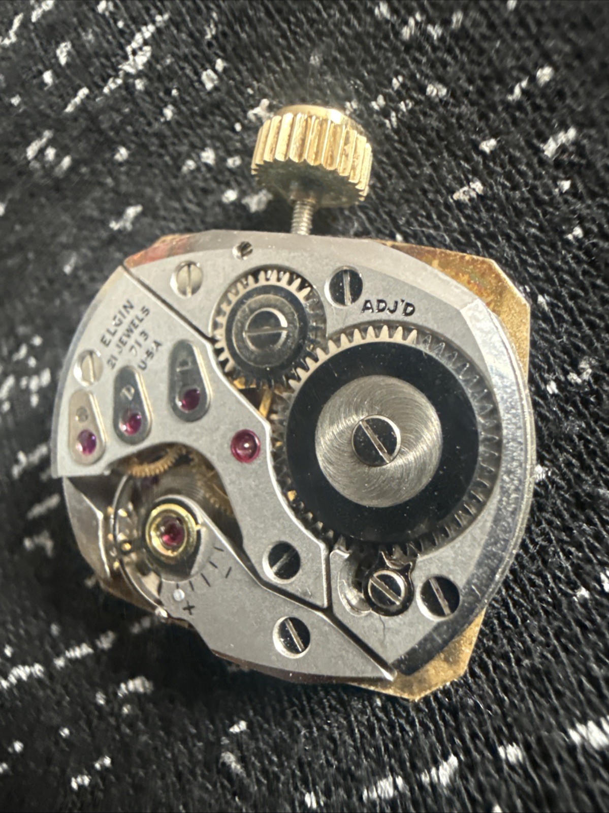 ELGIN WATCH CO SHOCKMASTER 21 JEWELS 713 USA MOVEMENT (MP1047401)