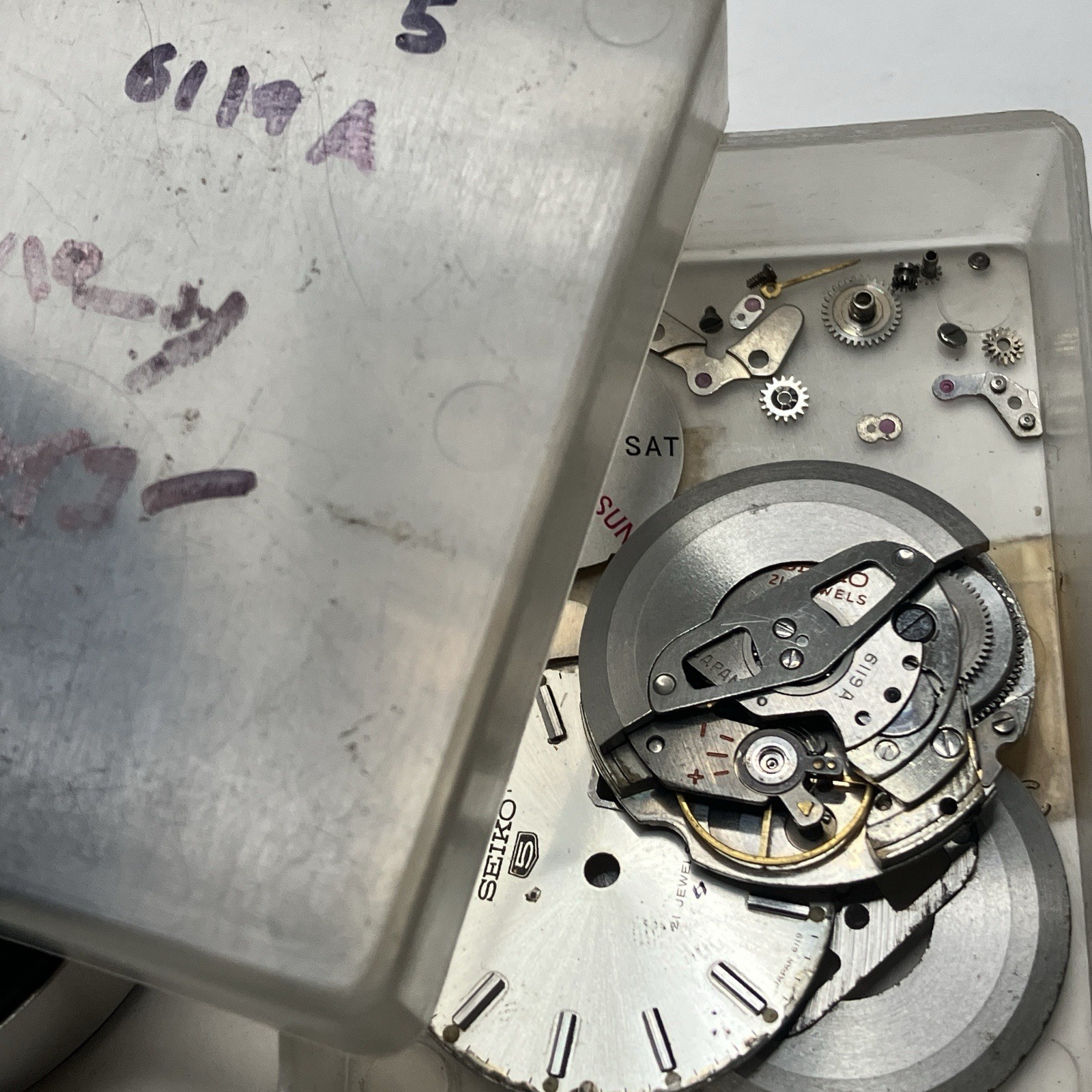 Seiko 6119A 21J Automatic Movement Dial Day Disc Spare Parts Repair Lot