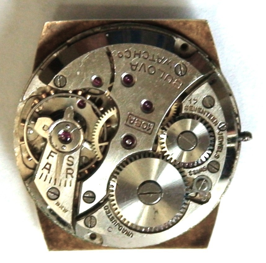 VINTAGE BULOVA 17 JEWELS 10BA SWISS MADE COMPETE WATCH MOVEMEN PARTS OR REPAIR