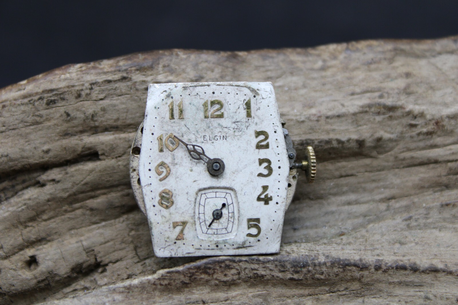 ELGIN EMKA WATCH Co. 6j WRIST WATCH MOVEMENT 23.5mm DIAMETER OF (Q3K2)