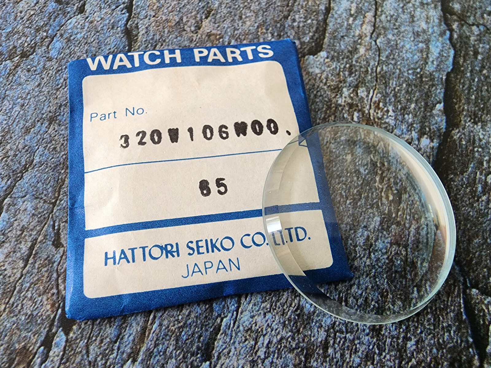 Nos Original Seiko 320W10GN00 Crystal 6105-8000-8009-8110 320W10GN