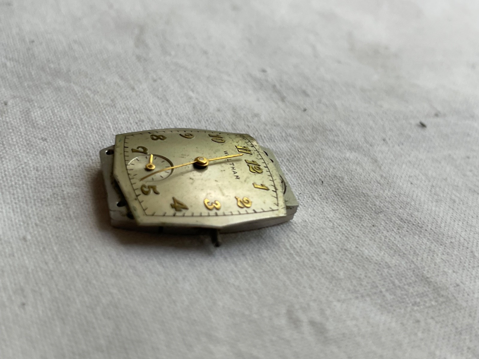 Waltham 750-B – movement for mens watch RUNS, lot 2006
