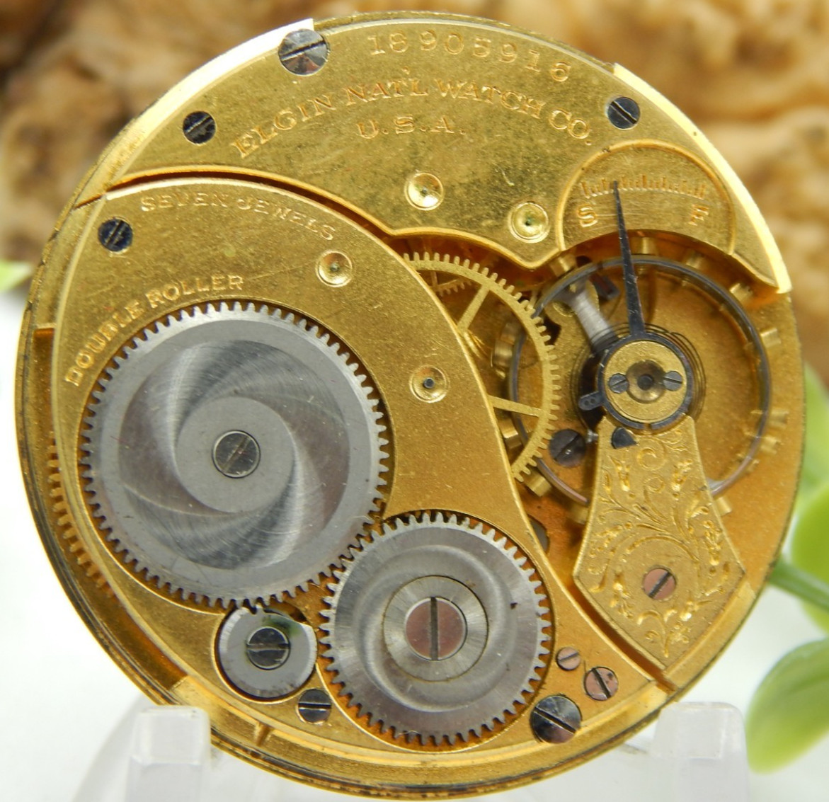 Antique Pocket watch movement Hampden Champion H in flag 7 jewel 16S OF model 3