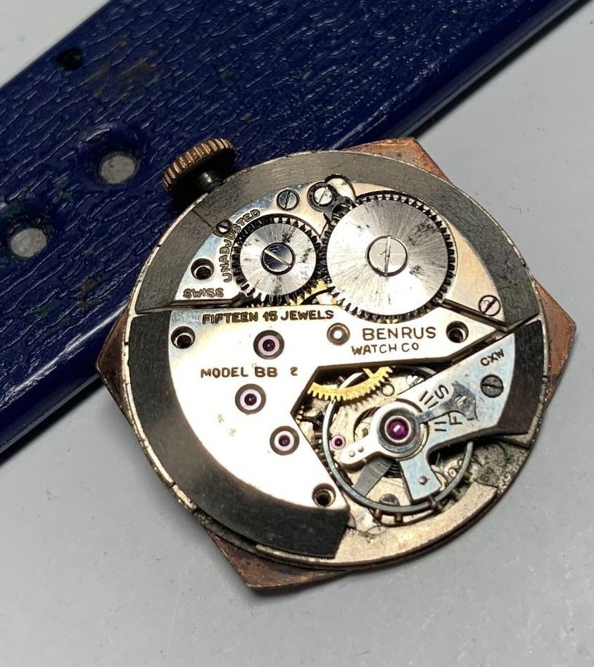 1940s Benrus Watch Co Gts Model BB3 15 Jewels Swiss Movement ROSE Dial & Hands!