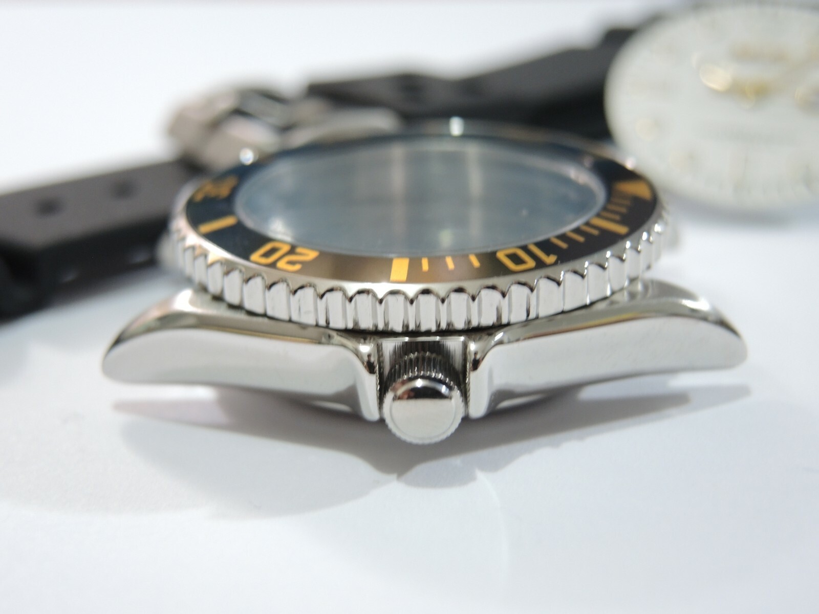 NEW STAINLESS CASE,CROWN,DIAL,HANDS,STRAP MEDIUM DIVERS 10BAR SKX027(7S26-0050)
