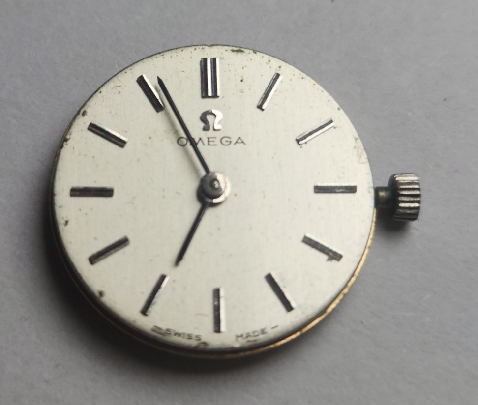 Vintage Omega 620 Watch Movement Repairs Parts Watchmaker Spares 17 Jewels