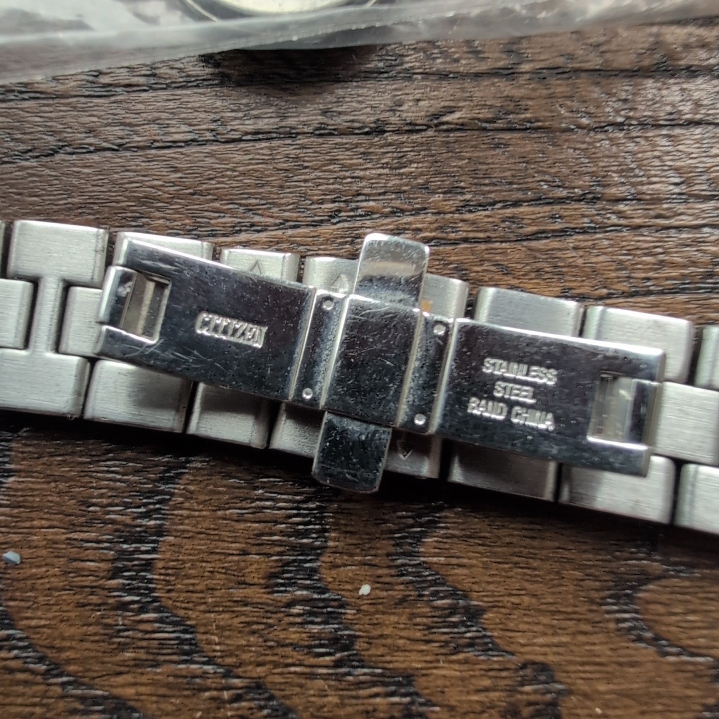 Lot of Watch Parts inc D&G, Skagen, Hugo Boss Case (DG11)