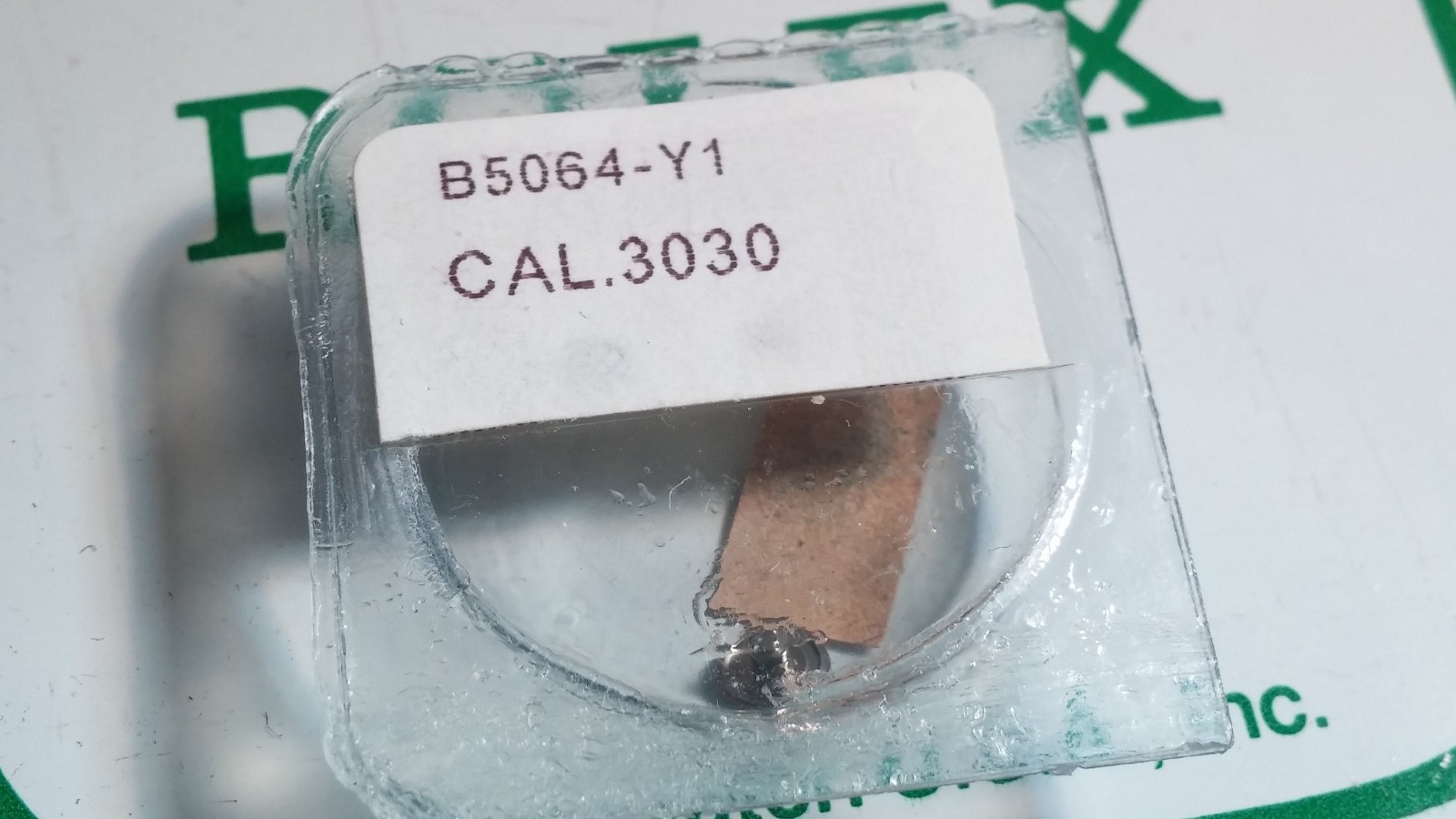 Genuine Rolex 3030 5064, 3035 5064 Axle for Oscillating Weight NEW Genuine. 1 pc