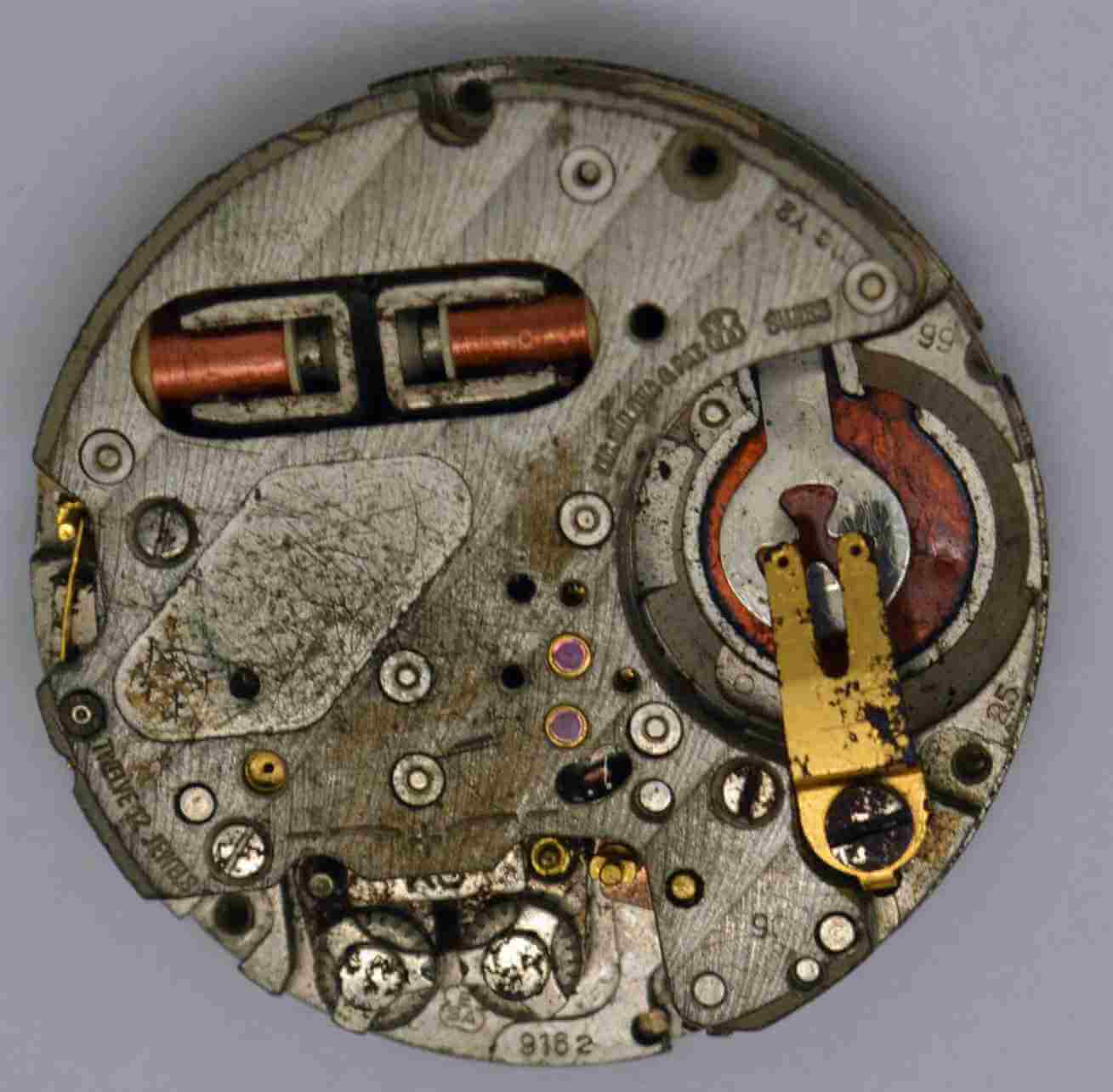 Vintage BULOVA Movement & Dial. Cal: 9162. For Parts/Repairs