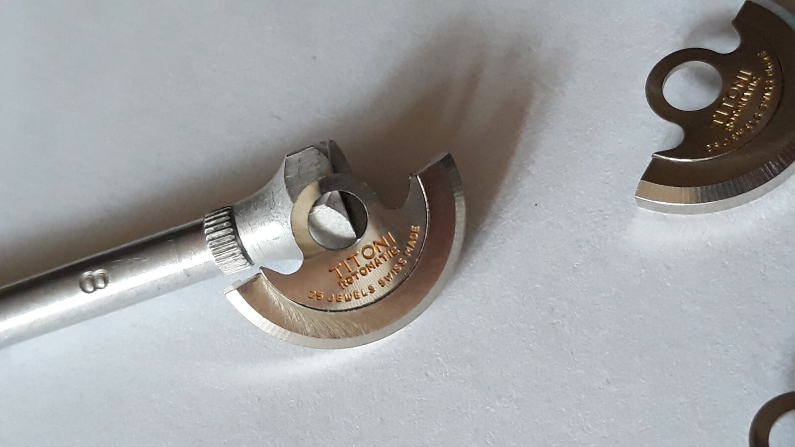 VINTAGE Rotor-Oscillating weight TITONI 25 jewels ETA rotomatic swiss movment