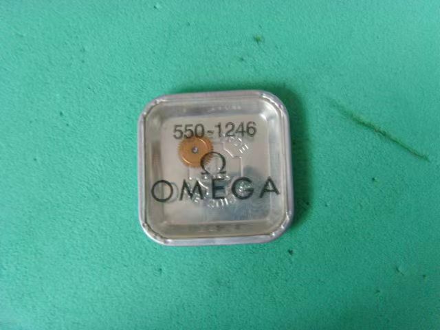 OMEGA Watch Part CAL 550 1246 New