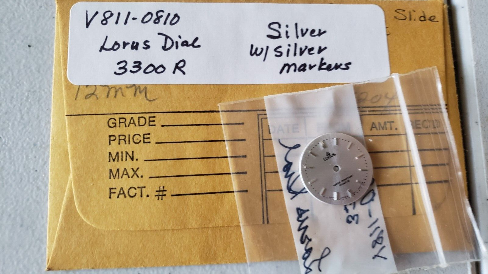 NEW Vintage 1970’s 80’s Lorus watch Dial Silver w/ Markers # V811-0810 3300R