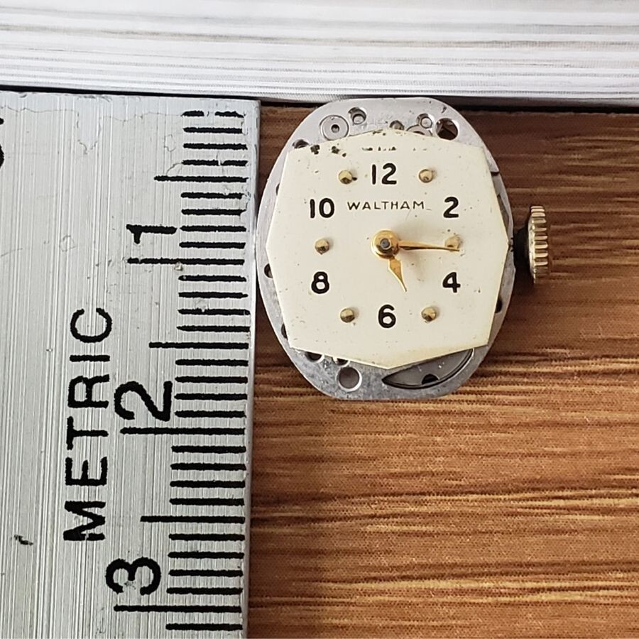 VTG Waltham Eastern 678 17 Jewels Watch Movement 034789 4 ADJ 10k rgp Bezel WP1