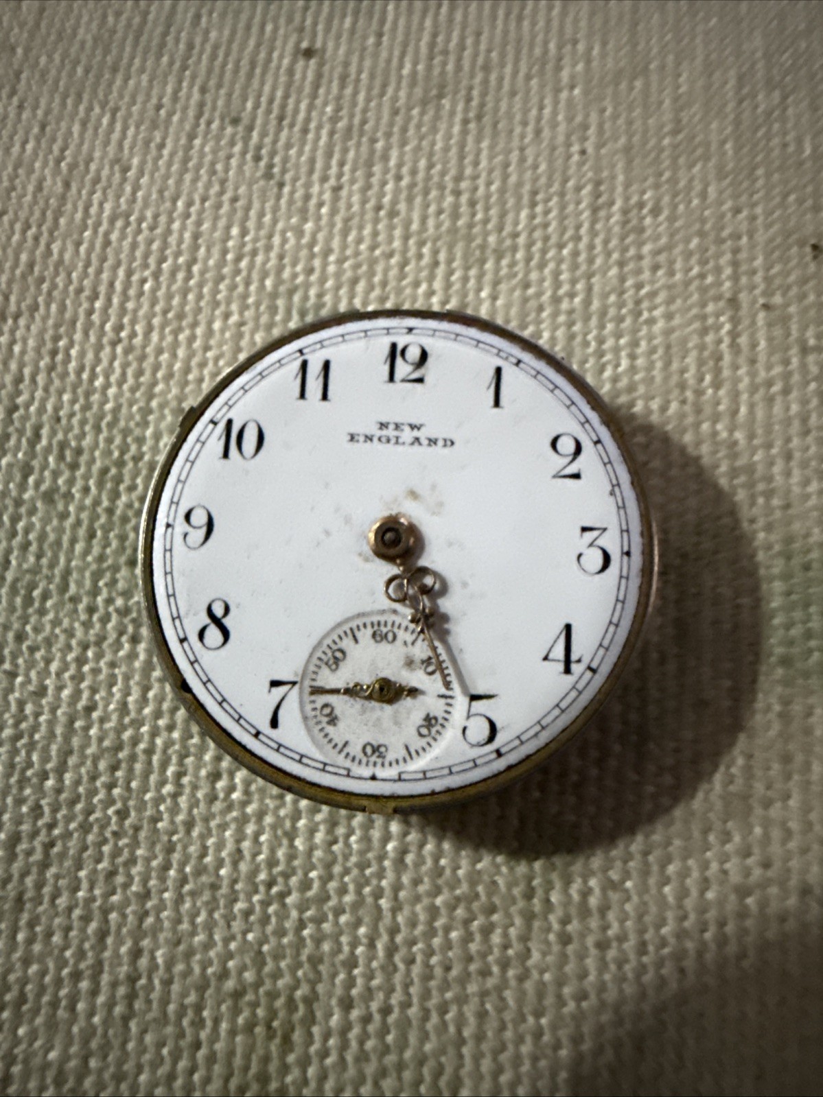 VINTAGE 27.65MM NEW ENGLAND WATCH CO. POCKET WATCH MOVEMENT FANCY DIAL