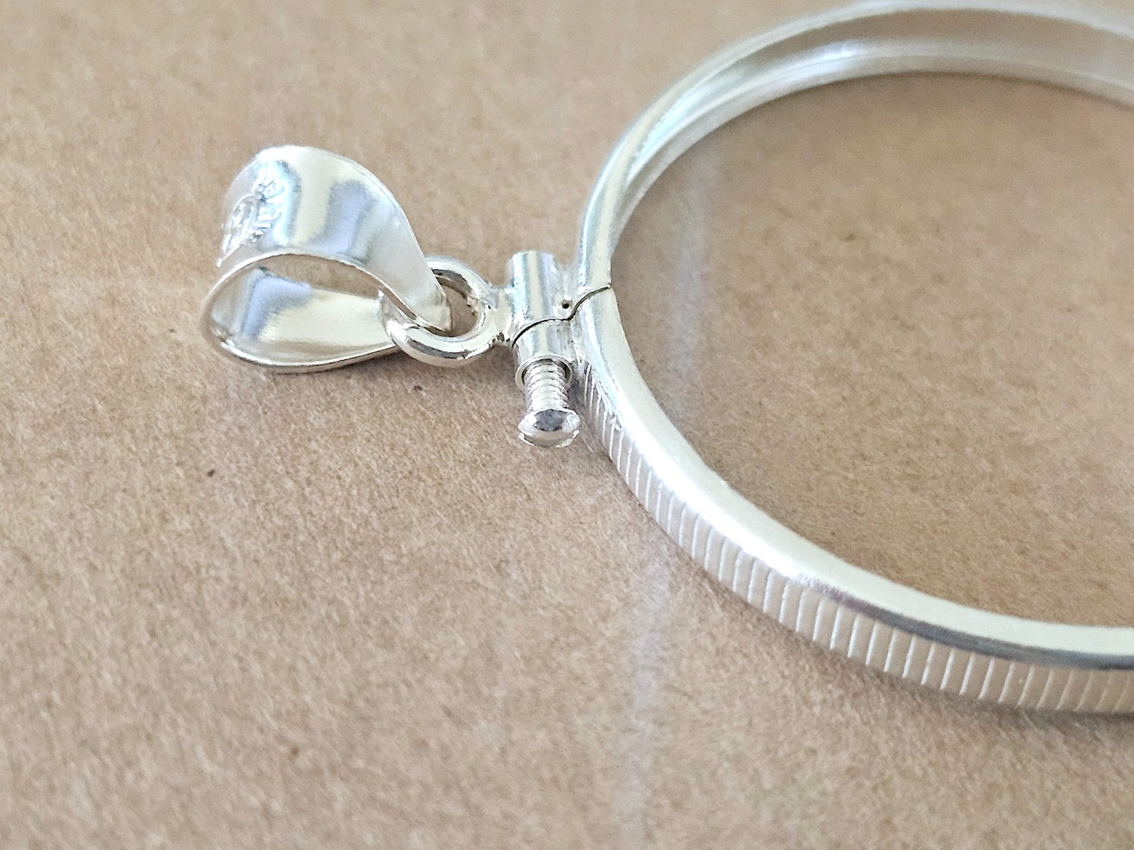 925 Sterling Silver Screw Top Simple Bezel for 30mm Half Dollar 50 Cents Coins
