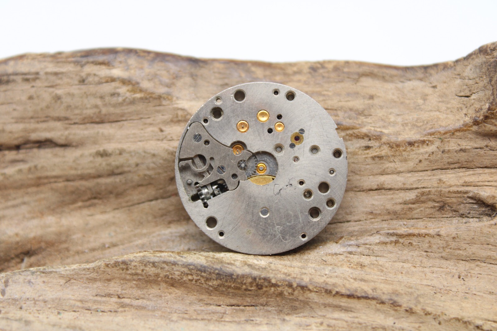 1937 ELGIN 36729007 WATCH MOVEMENT GRADE 526 8/0s 7j (PH2)