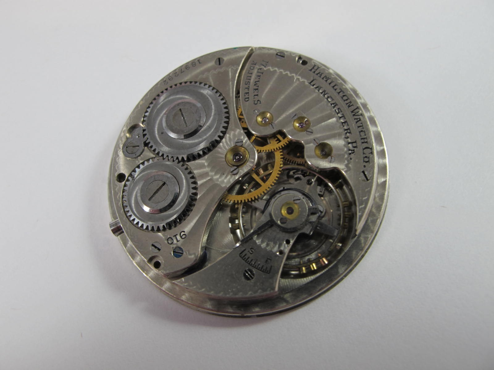 HAMILTON 910 VINTAGE POCKET WATCH MOVEMENT 17J NICKEL PLATED