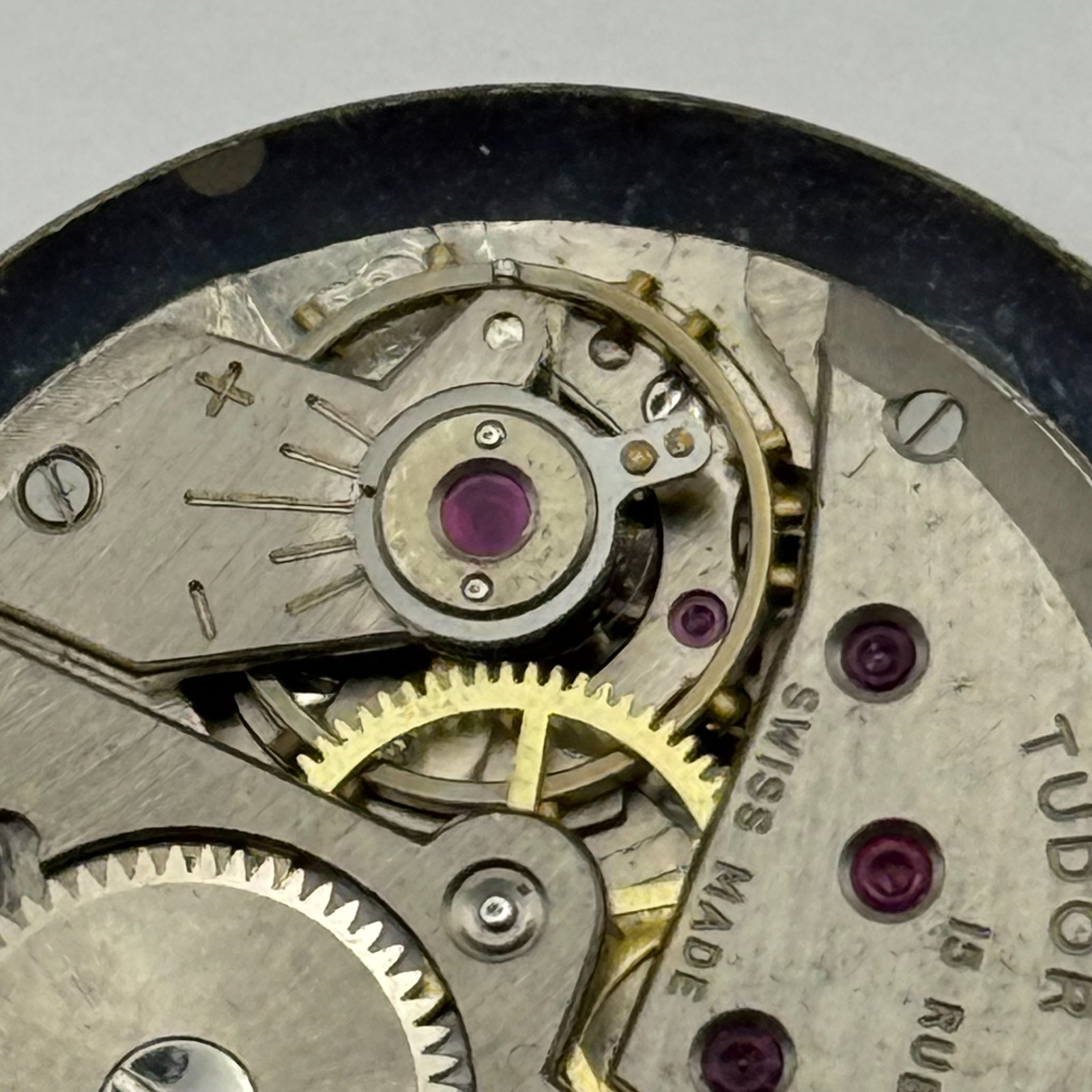 Tudor Watch Movement Running FEF 290 Rolex Crown For Parts / Restoration 23.6mm