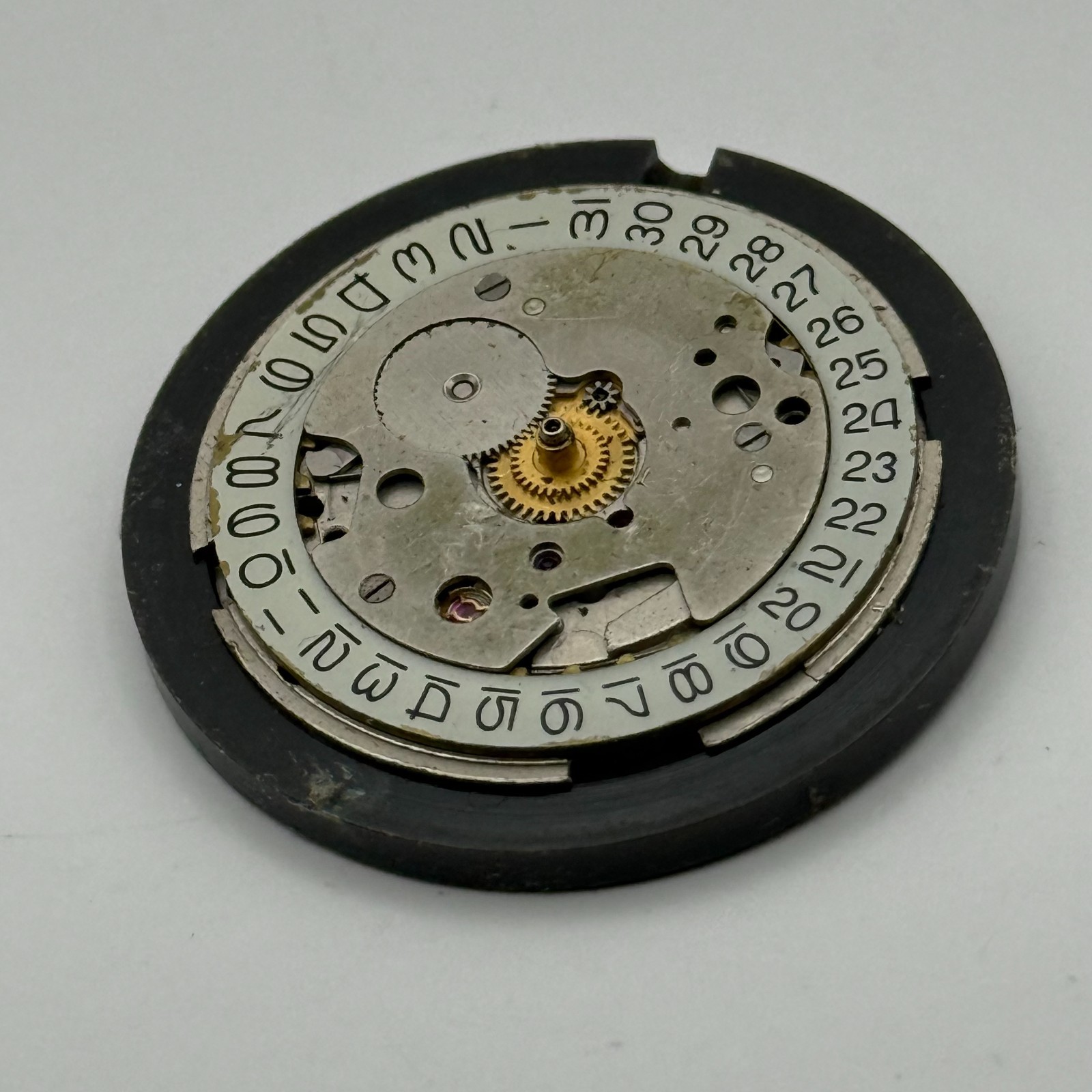 Sekonda Date Watch Movement Incomplete Manual Wind Vintage Parts Repair 25.7mm