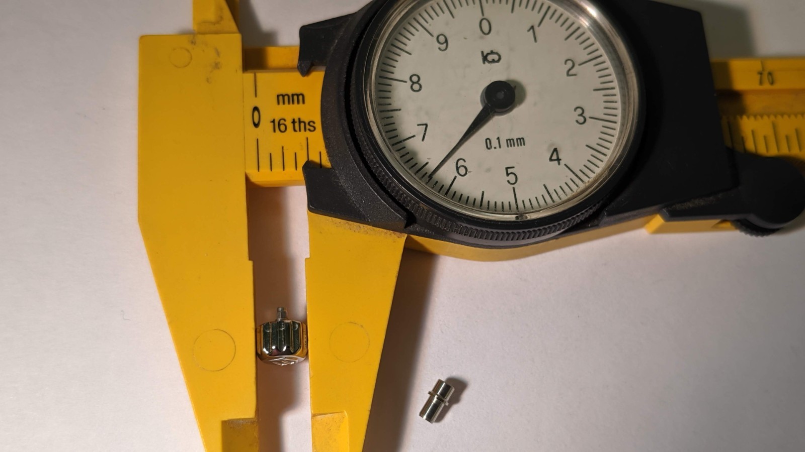 Tag HEUER CROWN S/S WHITE Cav 6501 and tube, approx 6.5mm diameter, SCREWDOWN TY