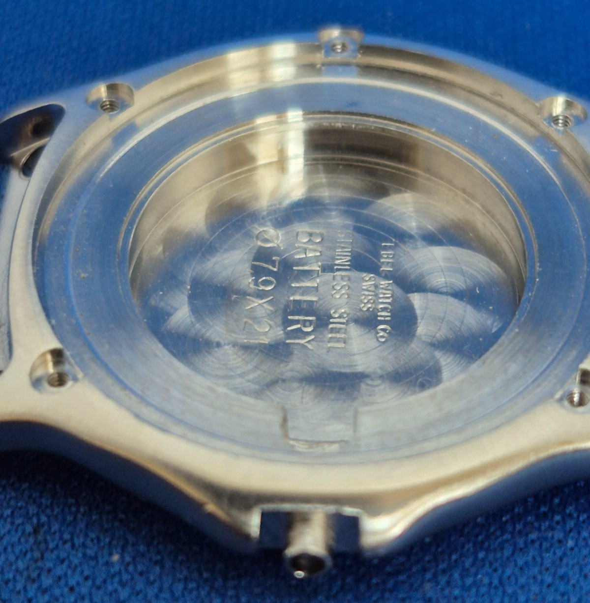 Ebel Wave Case Stainless Steel Ladies 33mm diameter 183909 ex w/ presentation