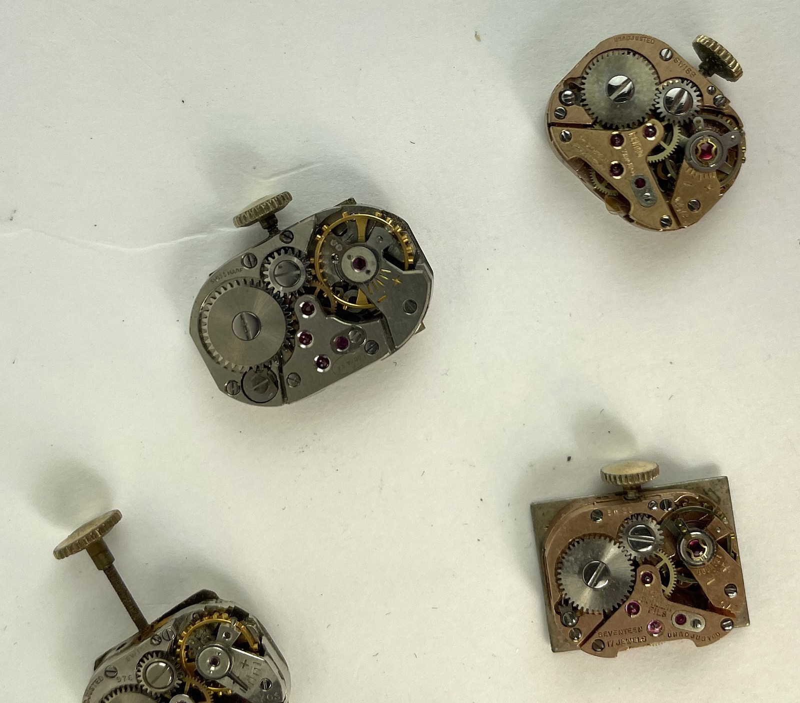 VTG 40’s 50’s Ladies Watch Wind LOT OF 5 – one seems to run, selling parts