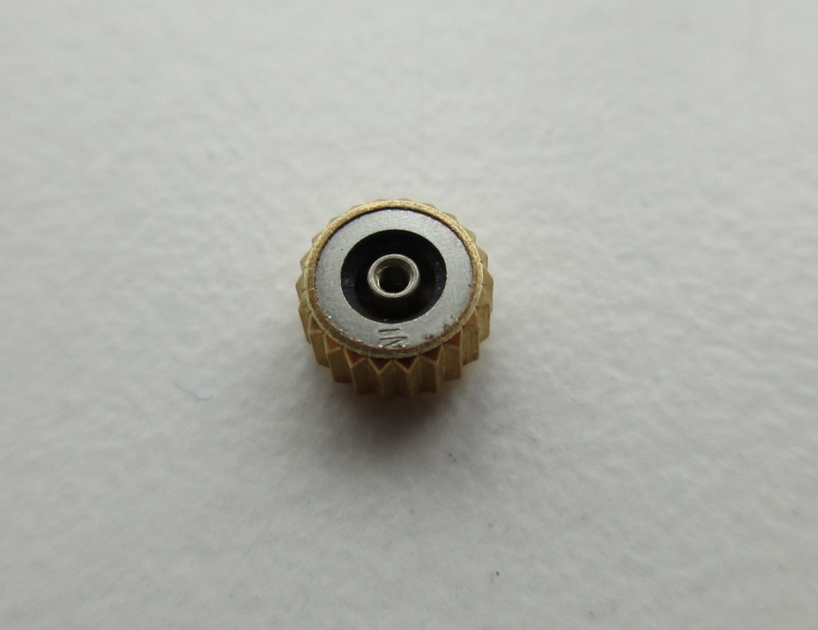 Enicar gold plated ø 4.9 mm watch crown N.O.S Swiss – stem thread 0.9 mm H2.8