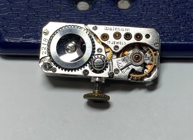 1930 Waltham USA Ladies 17 Jewels Caliber 400 Dainty Baguette Movement- 4 Parts!