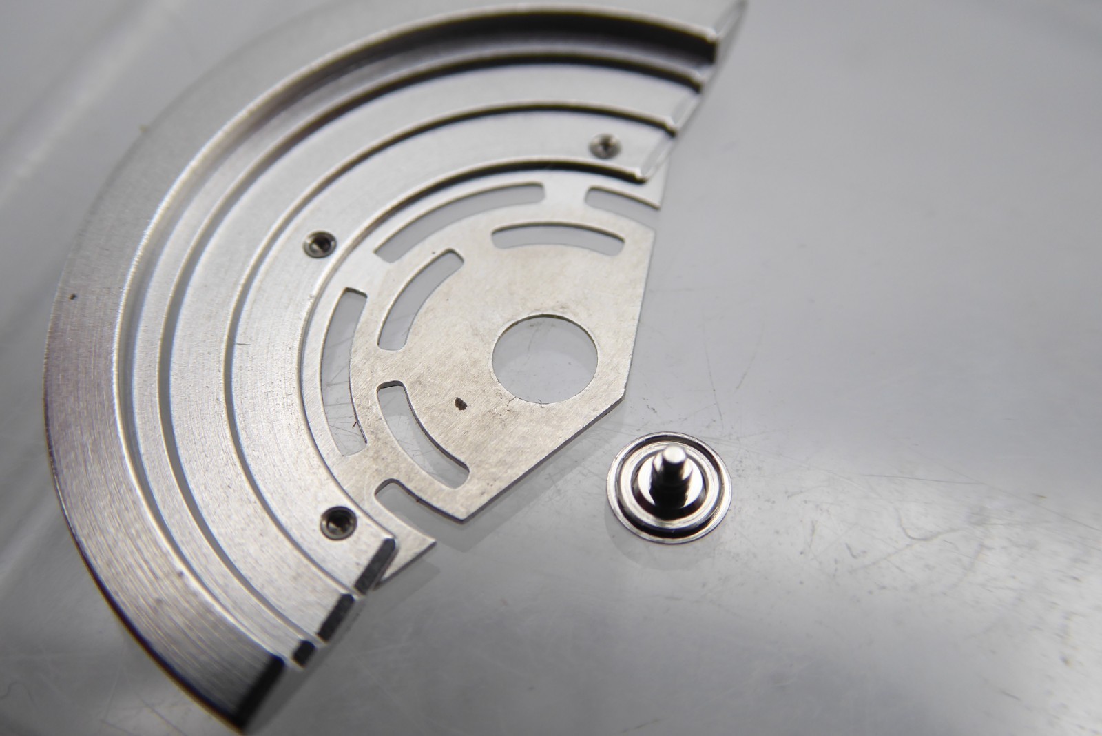 Rolex Oscillating weight rotor with axle 3135-570