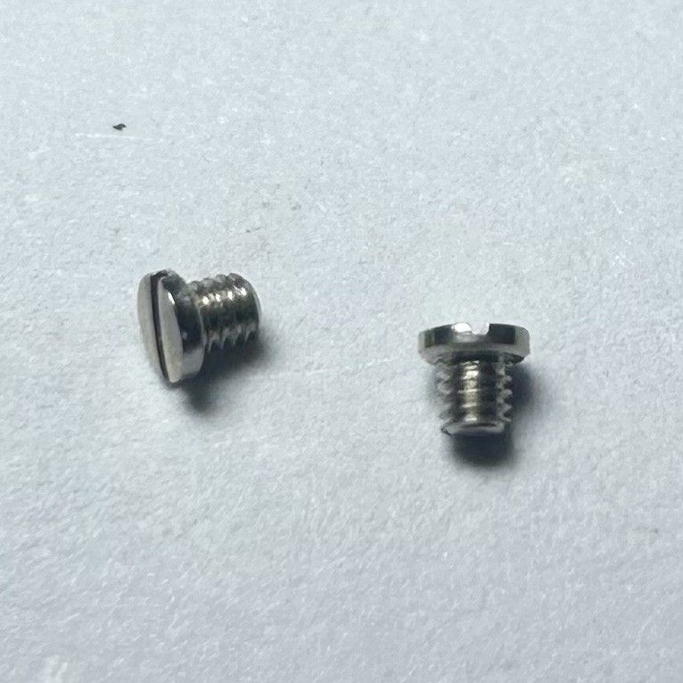 022773 NOS ORIGINAL 2 SCREWS FOR OSCILLATING WEIGHT FOR SEIKO 6106A 6119S